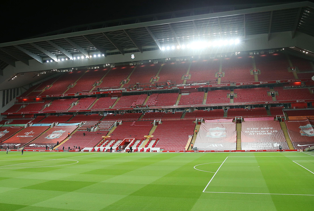 Pohľad do histórie: Začiatky osvetlenia Anfieldu neboli ľahké, no nápad sa vyplatil