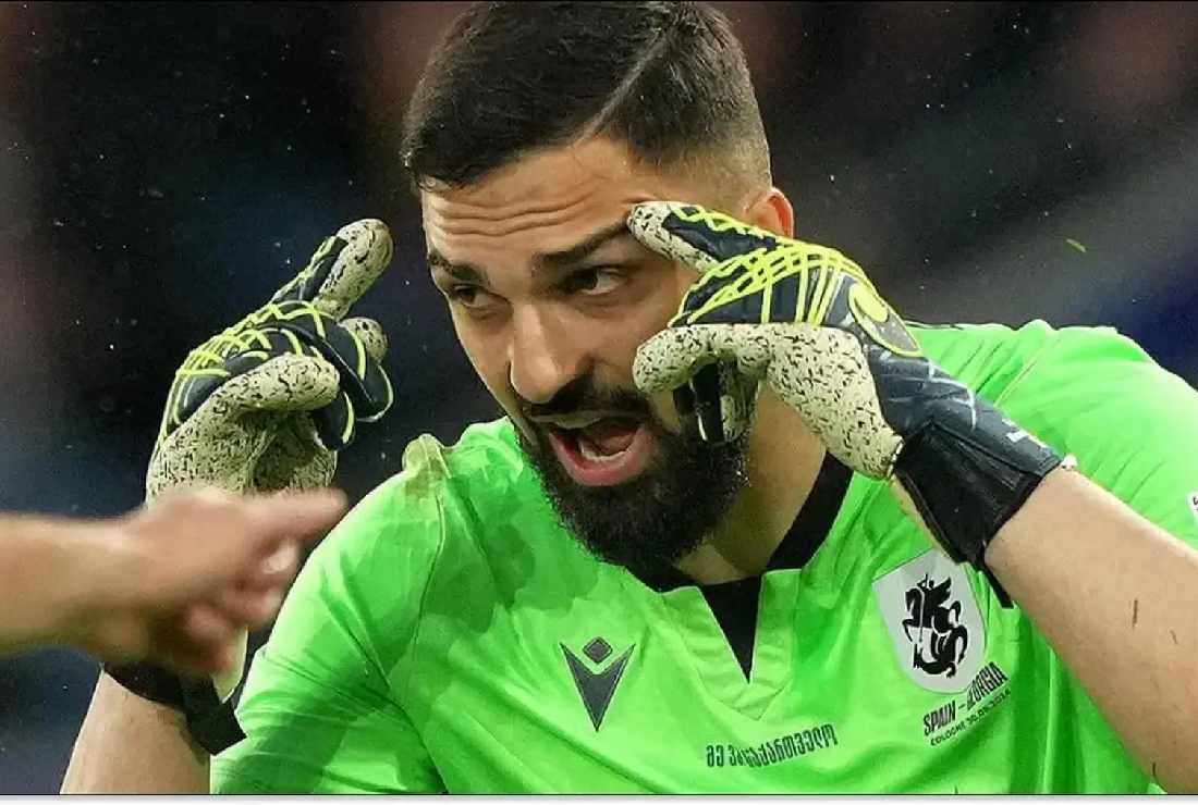 Tak predsa len niekto pre prvý tím. LFC kupuje Mamardašviliho, ktorého ale v 24/25 nevyužije