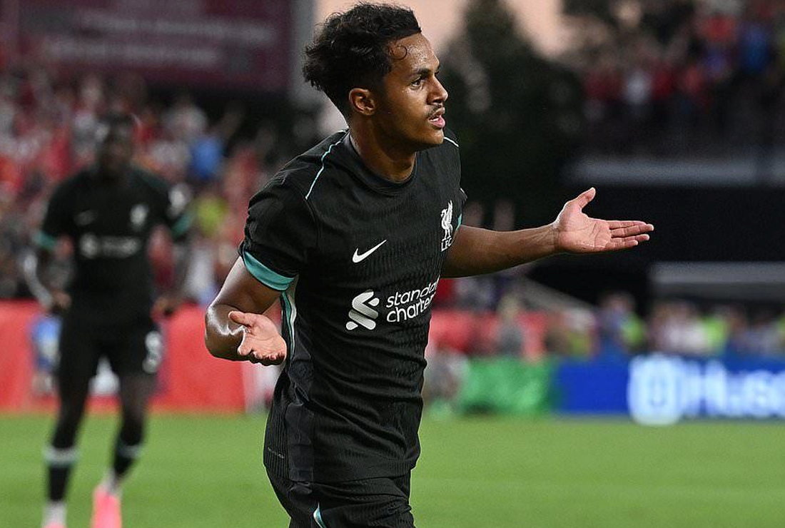 Fábio Carvalho na ceste z Liverpoolu do Brentfordu. Bude jeho talentu škoda?