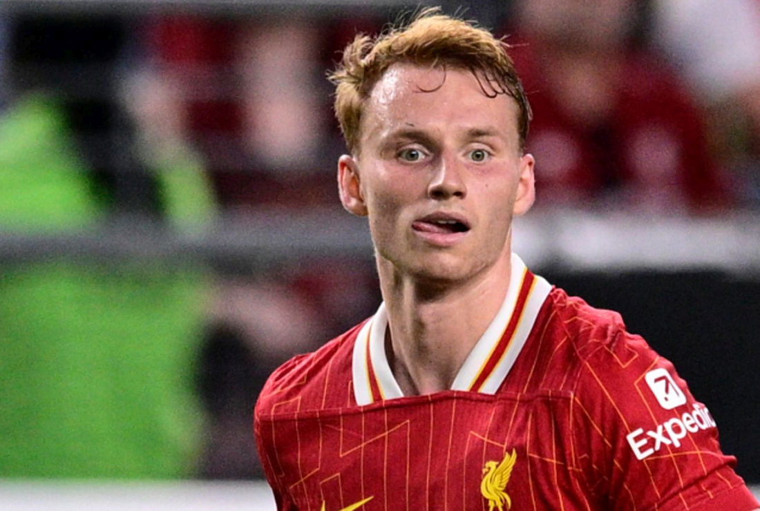 Brentford nakupuje v Liverpoole. Po Carvalhovi rieši aj príchod van den Berga