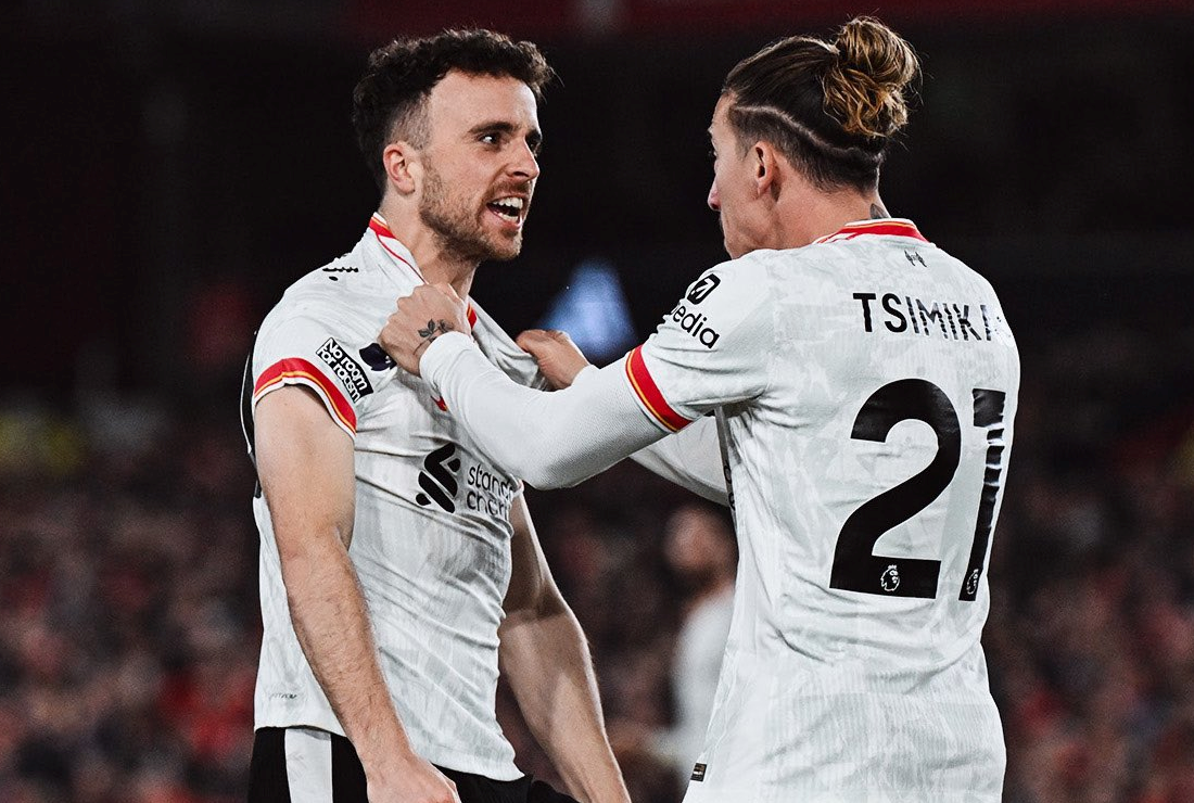 2 maximálne odlišné polčasy + famózne striedanie Jotu a Tsimikasa. LFC však Nottingham neporazil ani tentoraz