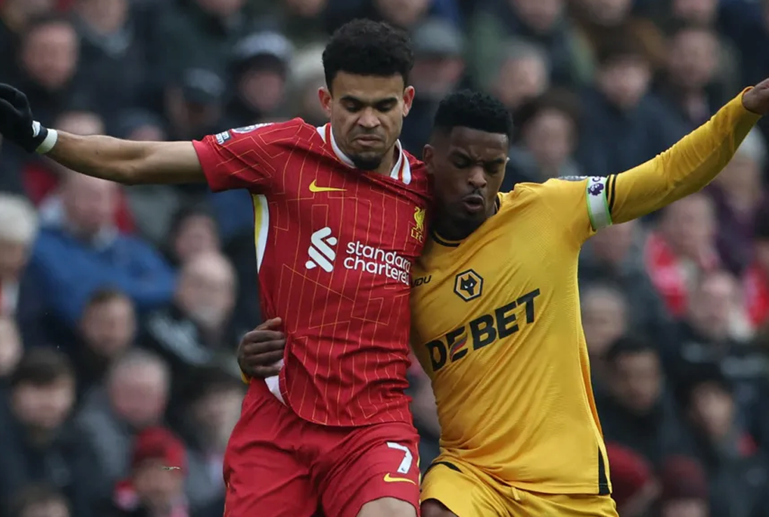 Naozaj slabý druhopolčasový výkon LFC nemrzí, Wolverhampton zdolal 2:1