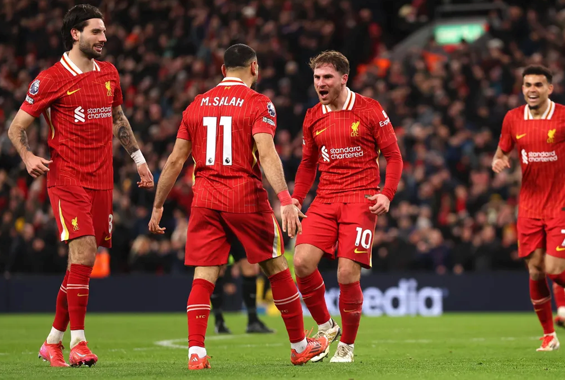 The Reds poľahky zdolali Newcastle a majú na čele už 13-bodový náskok