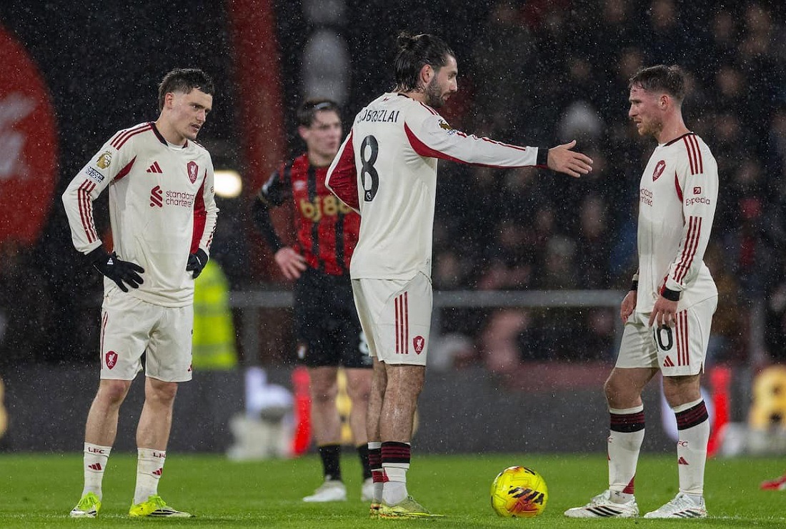 Další mizerný výkon. O prohře 2:3 v Bournemouthu rozhodl poslední aut