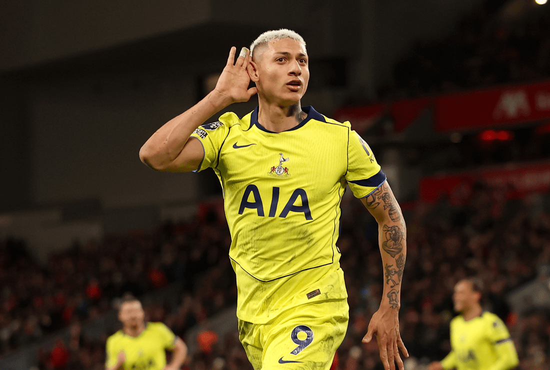 Ďalšie sklamanie. Absolútne bez formy a zraneniami zdecimovaný Tottenham vybojoval v Liverpoole v závere bod