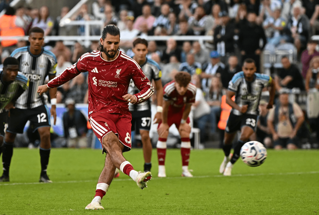 (Premier League) Newcastle vs LFC 2:2, hodnotenie hráčov: Potešil Muñoz, v obrane to škrípe a opory v lepšom prípade priemerné